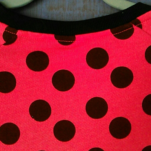 Disney Micky Mouse Shirt. - Picture 4 of 4